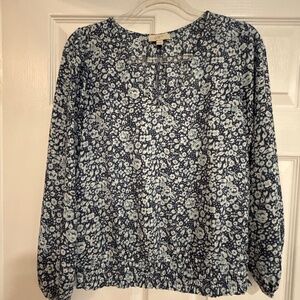 Women’s blouse